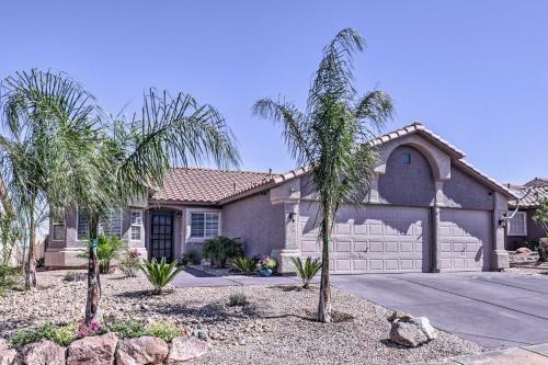 Spacious Vegas Home With Strip View And Pool Table