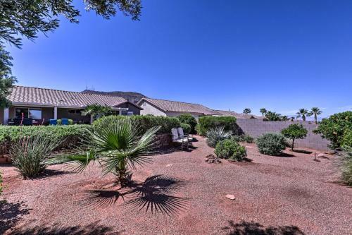 Spacious Vegas Home With Strip View And Pool Table