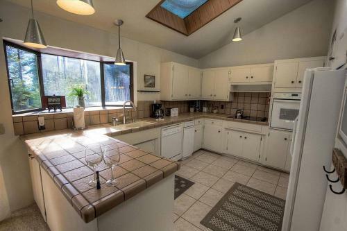 Blue Laulea By Lake Tahoe Accommodations