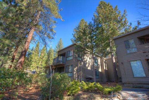 Sparrows Nest By Lake Tahoe Accommodations