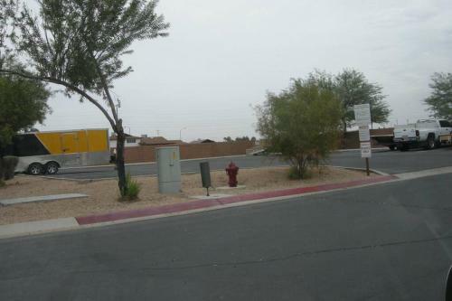 Mesquite Nevada Vacation Rental - Ground Level And Double Car Garage