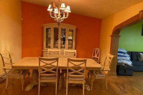 3 Bedroom 11 Sleep House