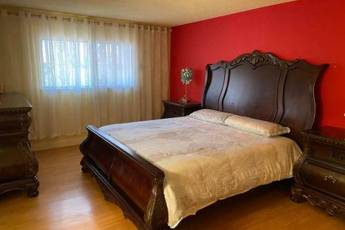 3 Bedroom 11 Sleep House