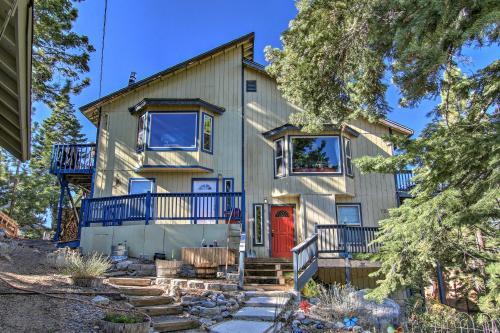 Rustic-chic Heavenly Condo With On-site Hiking!