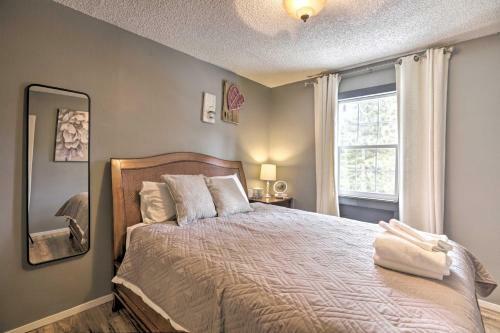Rustic-chic Heavenly Condo With On-site Hiking!