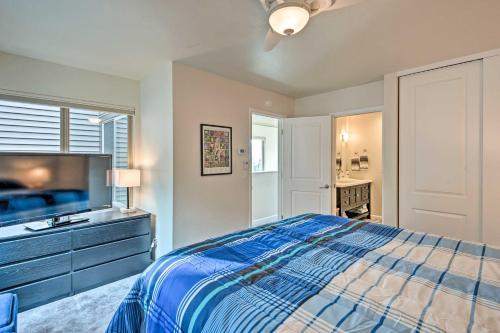 Tahoe Retreat With Views - 2 Miles To Nevada Beach!