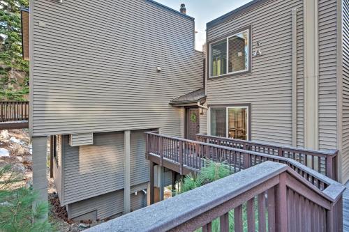 Tahoe Retreat With Views - 2 Miles To Nevada Beach!