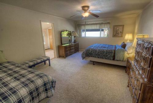 Cheyenne Chalet By Lake Tahoe Accommodations