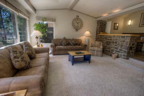 Cheyenne Chalet By Lake Tahoe Accommodations
