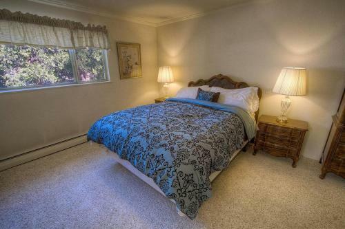 Cheyenne Chalet By Lake Tahoe Accommodations