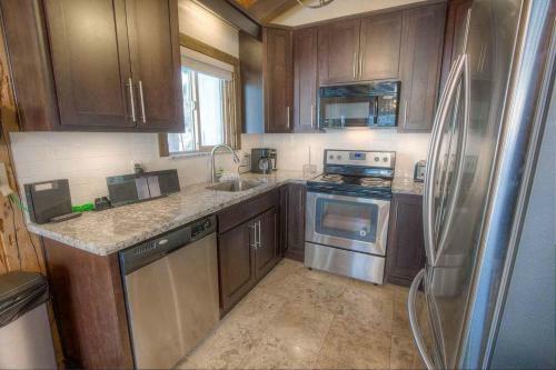 Tahoe Olympic By Lake Tahoe Accommodations