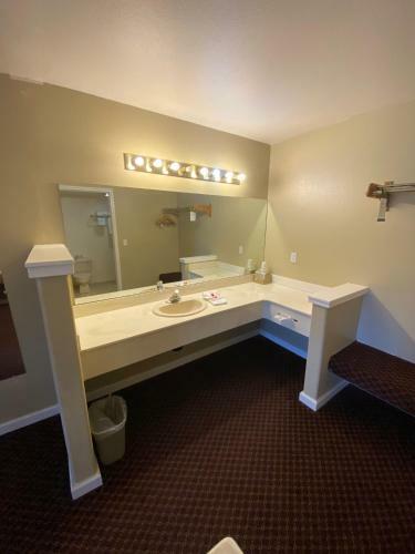 Hotel Santa Fe Inn - Winnemucca