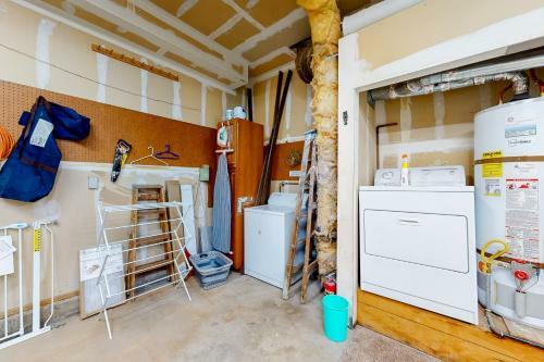 Cougar Cabin
