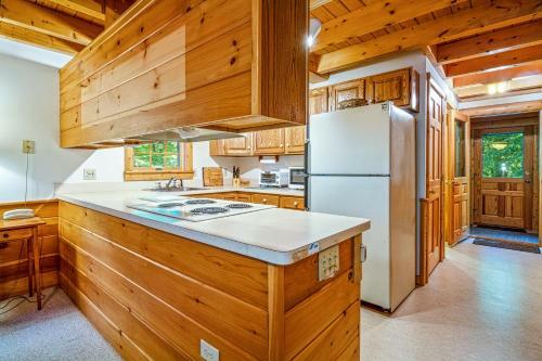 The Cabin On Squam Lake