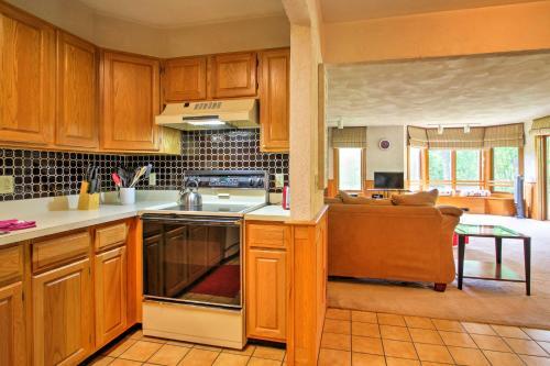 Apartamento Scenic Bartlett Home With Deck - 1 Mi To Storyland!