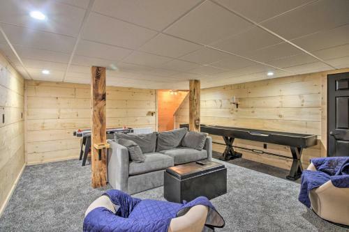 Charming Retreat About 1 Mile To Ossipee Lake Marina!