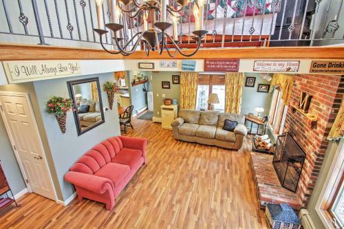 Charming Retreat About 1 Mile To Ossipee Lake Marina!