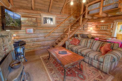 Zephyr Cabin By Lake Tahoe Accommodations
