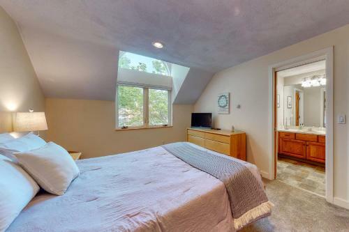 Top Notch Vacation Retreat