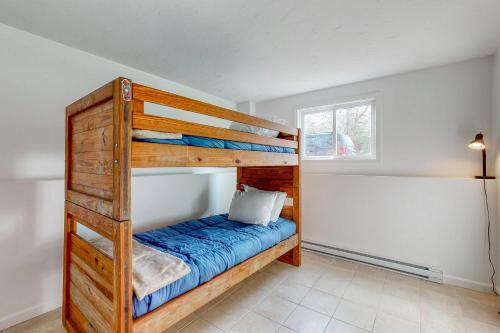 Artist Falls Retreat