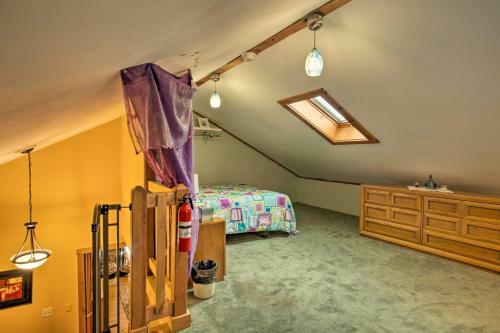 Spacious Bethlehem Mountaintop Home With Deck And View