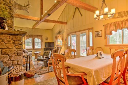 Spacious Bethlehem Mountaintop Home With Deck And View