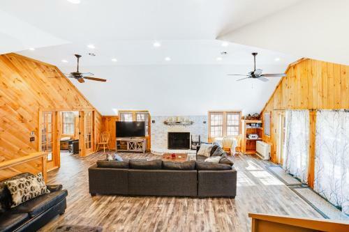 Birch Hill Hideaway