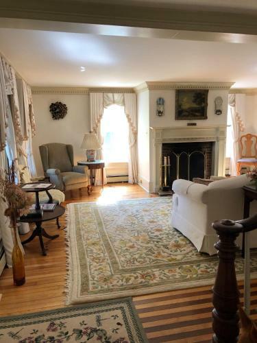 Aiken Manor B&B
