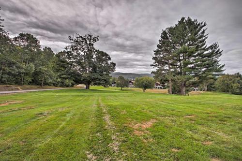 Apartamento Glen Condo On Golf Course, 3 Mins To Story Land!
