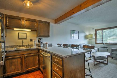 Apartamento Glen Condo On Golf Course, 3 Mins To Story Land!