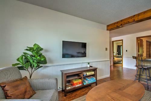 Apartamento Glen Condo On Golf Course, 3 Mins To Story Land!