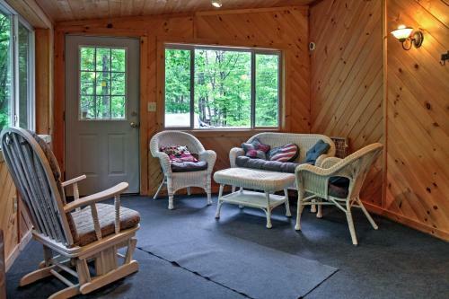 Rustic Forest Retreat - Near Hikes And Dianas Baths