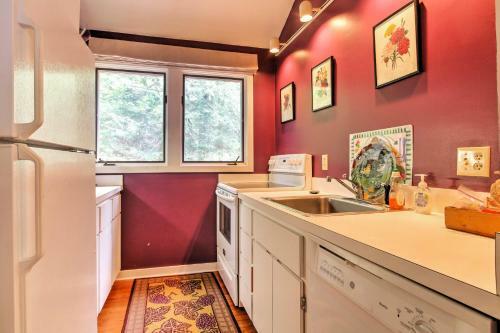 Lakeside Francestown Home With Private Dock And Porch!