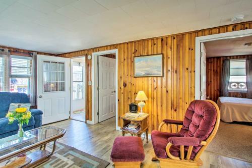 Hampton Cottage - Walk To Beaches And Marina!