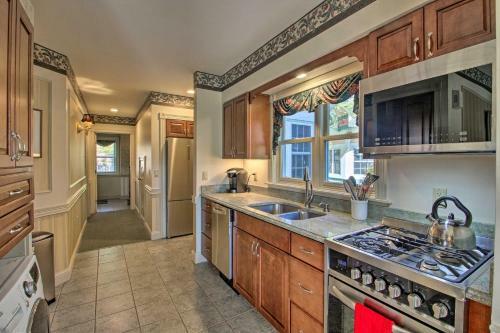 Nestlenook Victorian Condo About 6 Mi To Attitash!