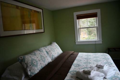 Brook Road Inn