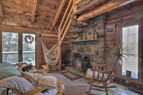 Cabin Private Hot Tub, Walk To Pats Peak Ski Area