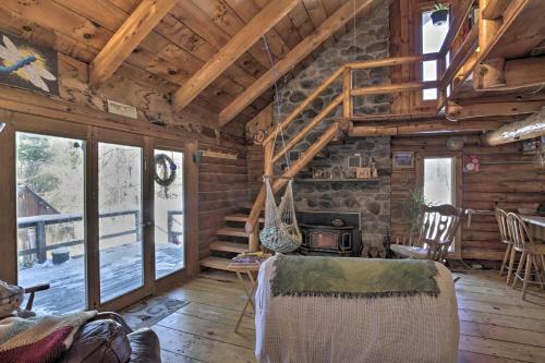 Cabin Private Hot Tub, Walk To Pats Peak Ski Area