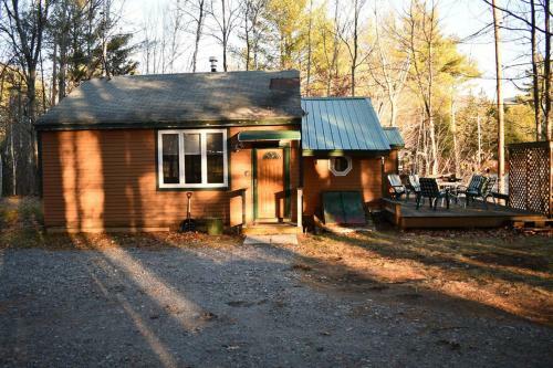Brook Road Cabin