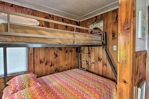 Charming Laconia Cottage Walk To Weirs Beach