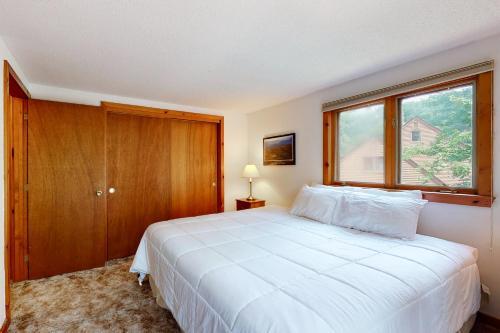 Fox Run Townhouse - Close To The Pool!