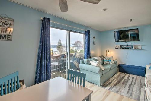 Apartamento Laconia Apt With Paugus Bay View, 3 Mi To Beach