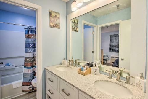 Apartamento Laconia Apt With Paugus Bay View, 3 Mi To Beach