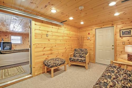 Rustic North Conway Cabin Less Than 3 Mi To Cranmore Mtn!