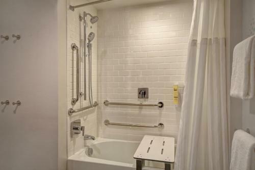 Hotel Tru By Hilton Manchester Downtown