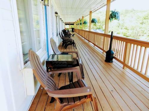 Hotel Winnisquam Lake Inn