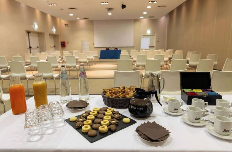 Hotel B4 Bologna Tower