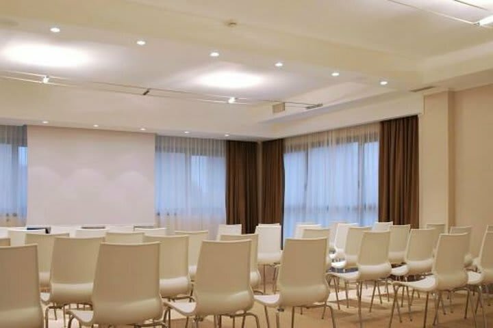 Hotel B4 Bologna Tower