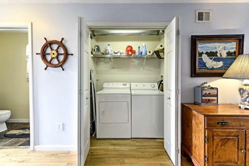 Charming Ship Bottom Home - Walk To The Beach!