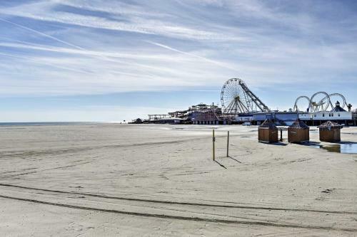 Ideal Wildwood Beach Home Walk To Boardwalk And Pier!